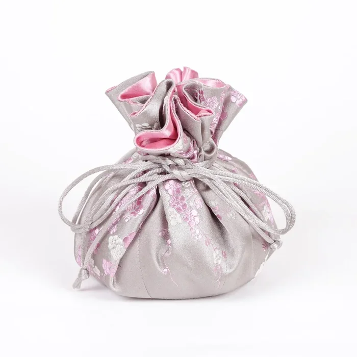 Brocade Jewelry Pouch Cherry Blossom – Gray & Pink