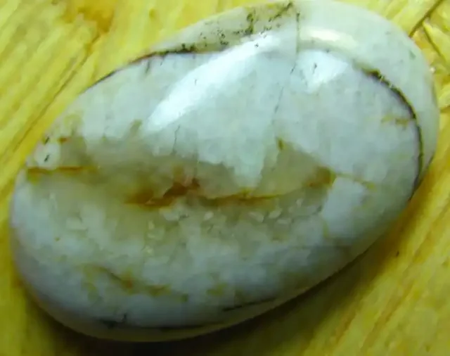BRUSH AGATE CABOCHON CUT STONE 29.80 CTS