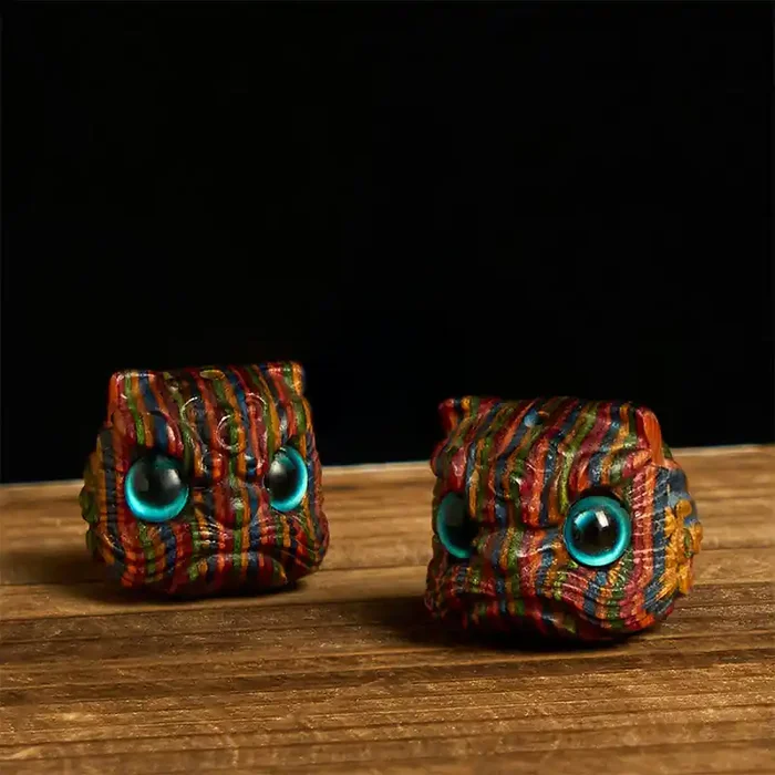Buddha Stones 2Pcs Mini Rainbow Eucalyptus Dancing Lion Carved Balance Decoration