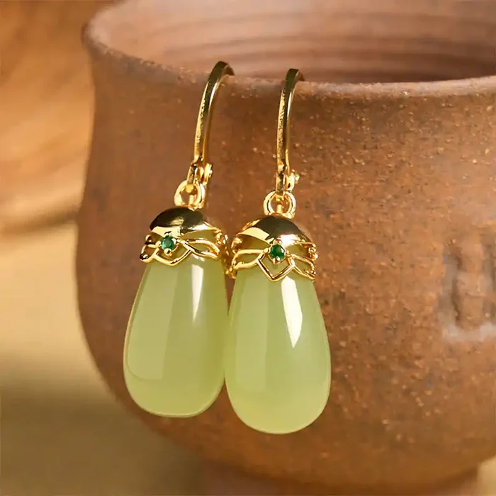 Buddha Stones Green Chalcedony Water Drop Strength Copper Posts Earrings