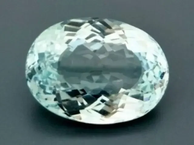 CERT 42.16ct Light Blue TOPAZ