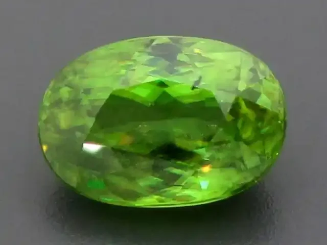 CERT 5.84ct Yellowish GREEN SPHENE Titanite Madagascar