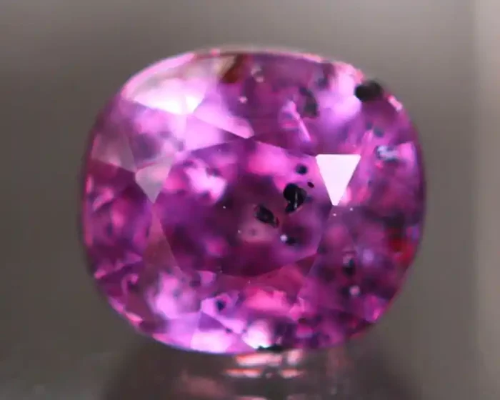 Certified Sapphire 1.35Ct Natural Pinkish Purple Sapphire ER65