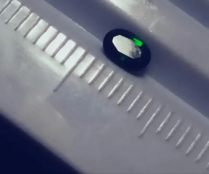CHOME DIOPSIDE BEAUTY .80 CARAT WEIGHT OVAL CUT GEMSTONE