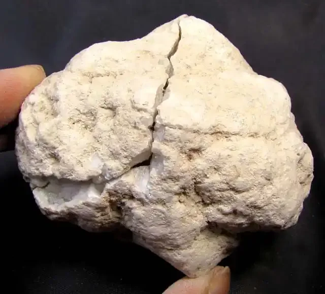 CRYSTAL ROCK FROM MOROCCO 863.85 CTS OPMY 69