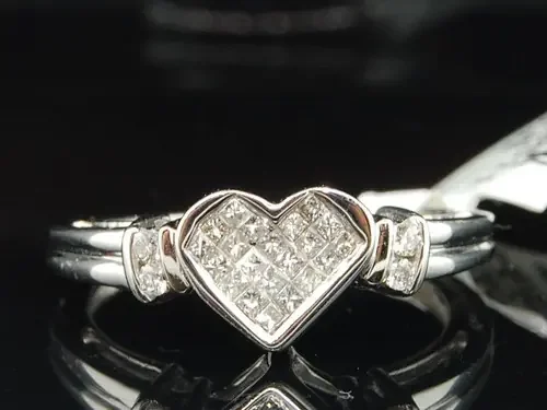 Diamond Heart Ring Ladies 14K White Gold Princess Cut Love Promise Design 1/4 Ct