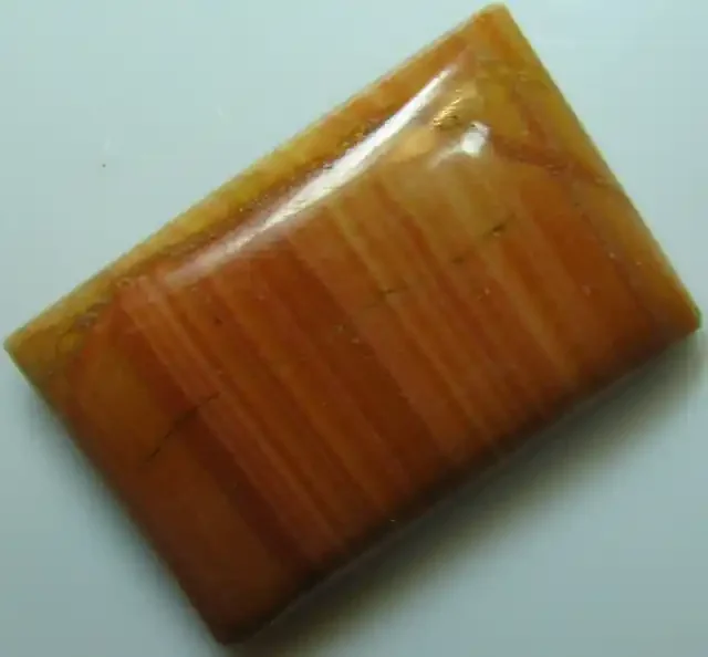 DOLOMITE CUT CABOCHON STONE 32.90 CTS