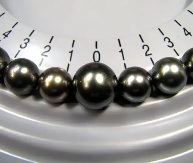 EXCLUSIVE STRAND 35 TAHITIAN BLACK PEARL A GRADE TP1