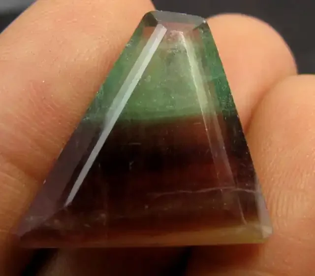 F/S 1.15 CTS ARGENTIN UNTREATED FLUROITE BI COLOUR MS170