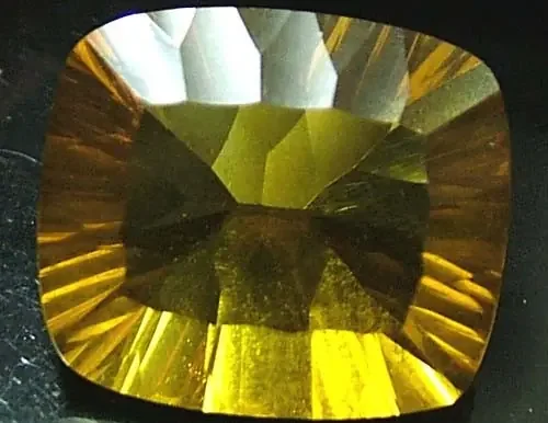 FLUORITE -BRILLIANT CLEAN GOLDEN COLOURS 14.1 CTS [S2886]