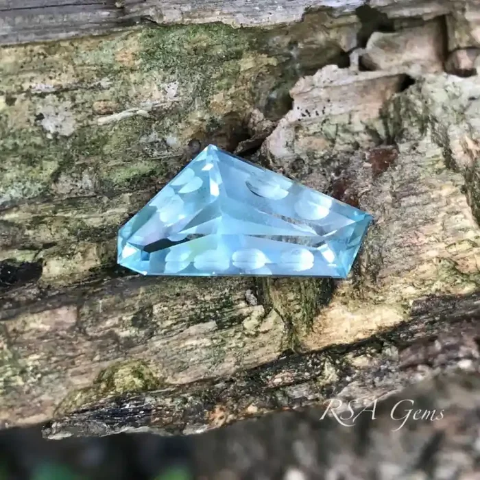 Freeform Aquamarine – 9.82 carats