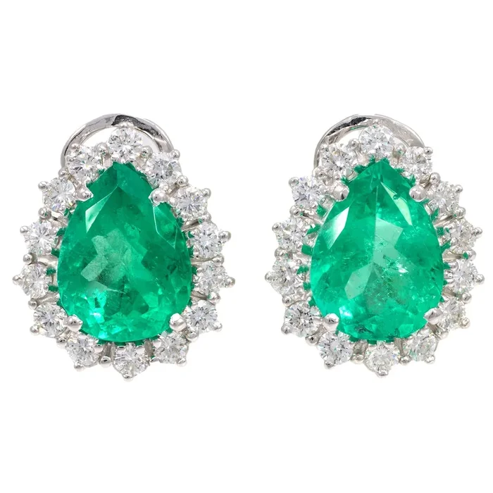French GIA 8.76 carat Colombian emerald diamond platinum cluster earrings