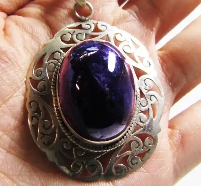 GEMSTONE AMETHYST PENDANT MJA 1303