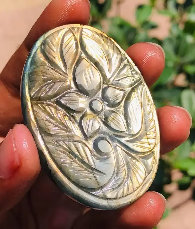 Genuine 188.00 Cts Orange Flash Labradorite Moghal Carved Gem 28-J465