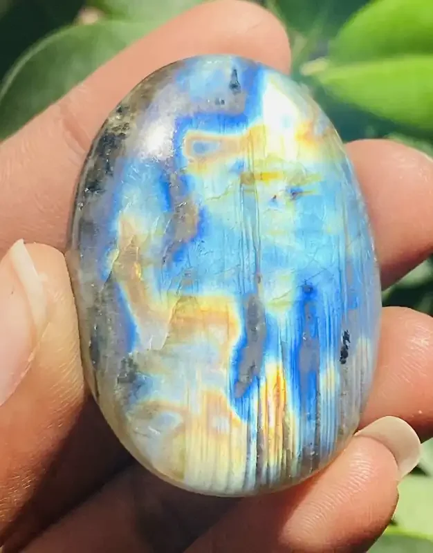 Genuine 99.00 Cts Blue & Golden Flash Labradorite Gem 28-M859