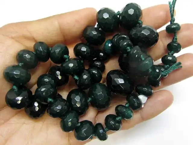 GREEN FACTED QUARTZ BEAD STRAND GG 1506