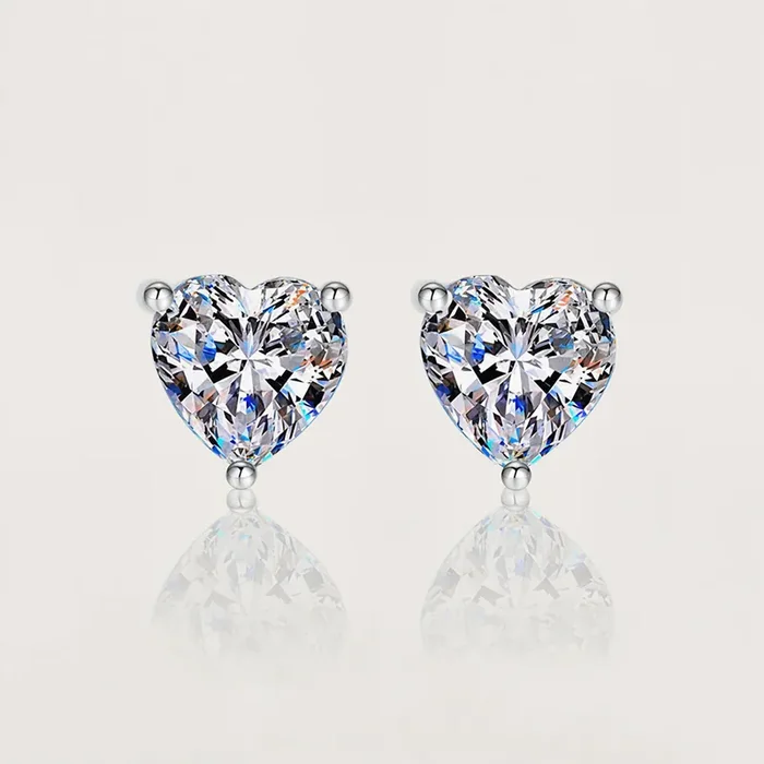 Helloice 0.5CT/1CT Heart Cut VVS Moissanite S925 Silver Stud Earrings