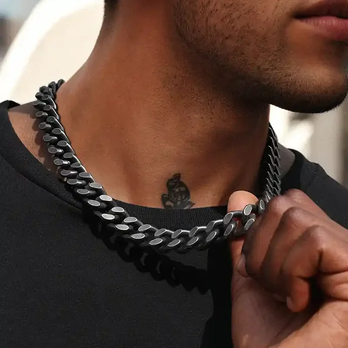 Helloice 14mm Curb Chain with Hook Buckle Clasp in Black Gold