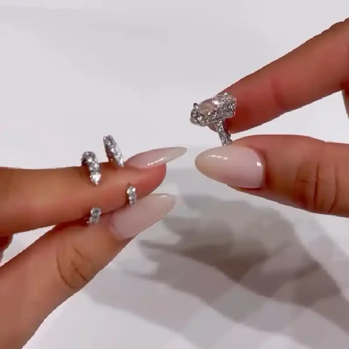 Helloice 3.9CT Oval Cut VVS Moissanite Pave Engagement Ring Set