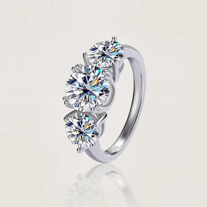 Helloice 4CT Round Cut VVS Moissanite S925 Silver Three Stone Engagement Ring
