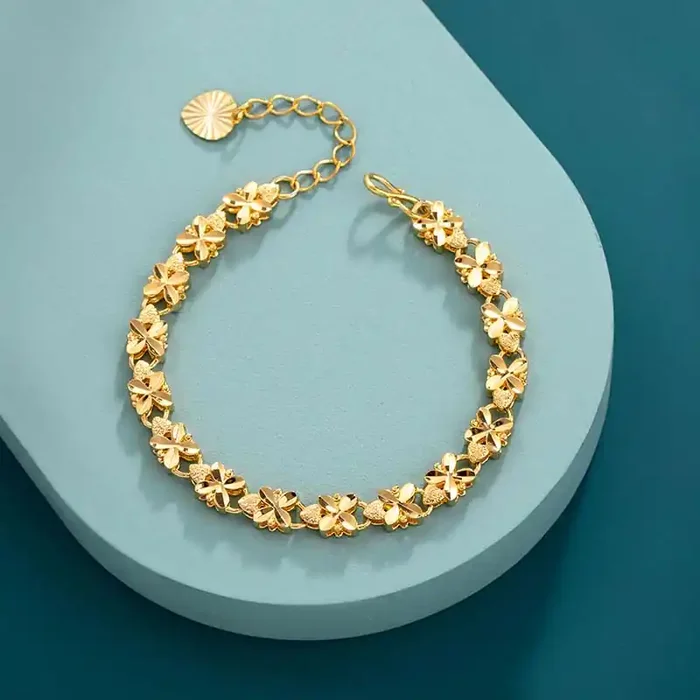 Helloice 6mm Four-leaf Clover Bracelet in Gold