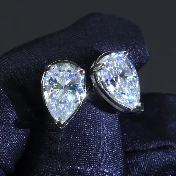 Helloice 8CTW Moissanite Pear Cut Stud Earrings in S925 Silver