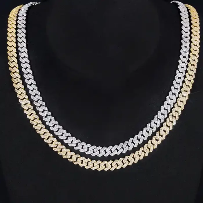 Helloice 8mm 925S & VVS Moissanite Cuban Link Chain