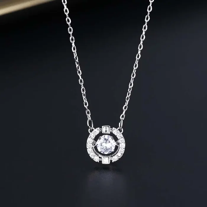 Helloice Beating Heart Charm Necklace