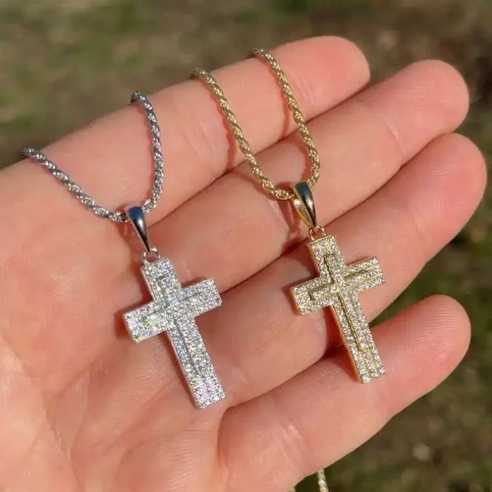 Helloice Double Layered Cross Pendant