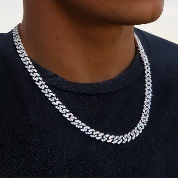 Helloice Iced 8mm Cuban Link Chain in White Gold