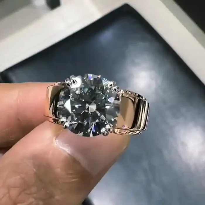 Helloice Iced Out 5CT Round Cut Men‘s Ring