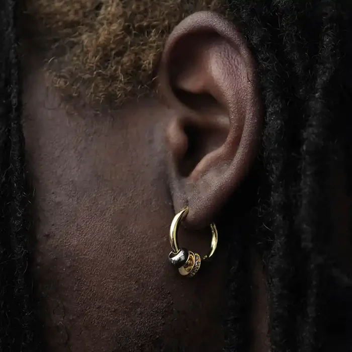 Helloice Men‘s Charm Beads Hoop Earrings in Gold