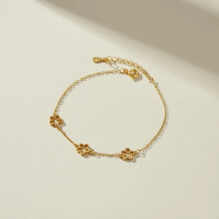 Helloice S925 Silver Light Luxury Flower Bracelet