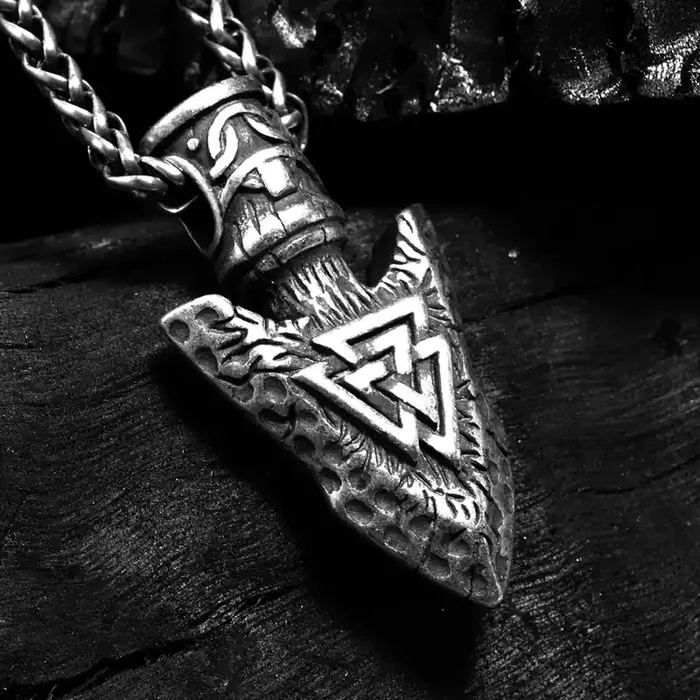 Helloice Spearhead Stainless Steel Valknut Pendant