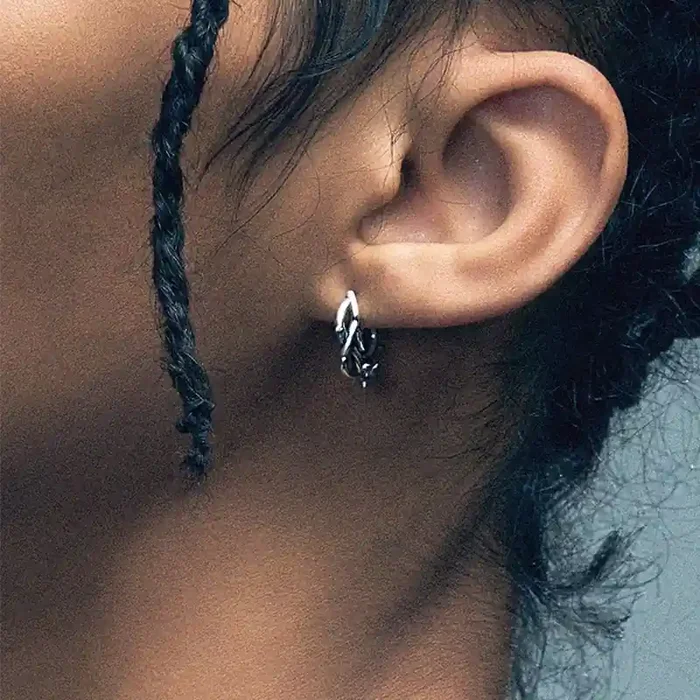 Helloice Thorns Earrings