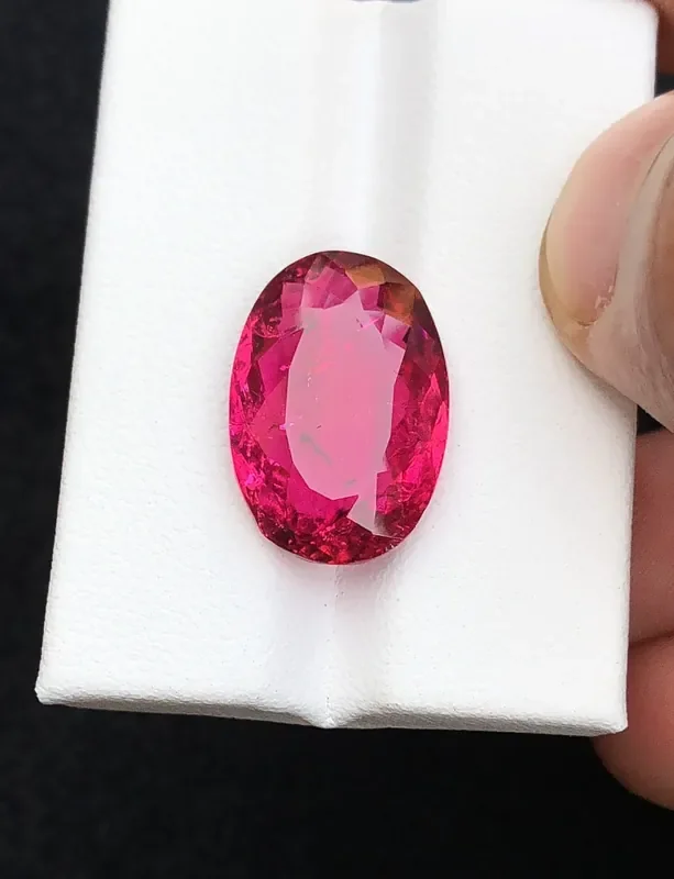 HGTL CERTIFIED 9.30 Ct Natural Reddish Pink Transparent Tourmaline Gemstone