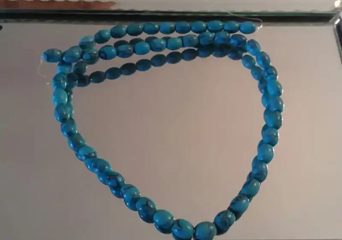 HOWLITE BEAD STRAND 15 1/2 INCH TURQUOISE COLOR BEAD STRAND