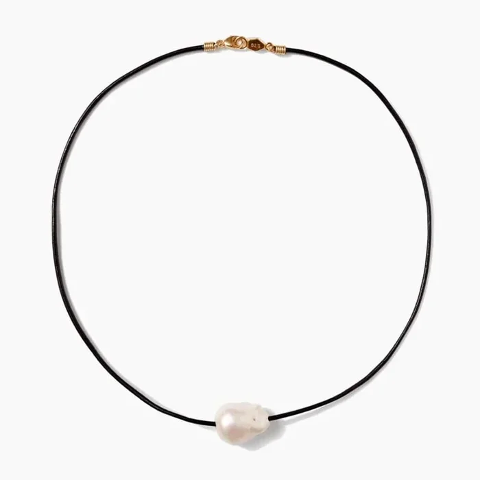 Isla Pearl Necklace – Black