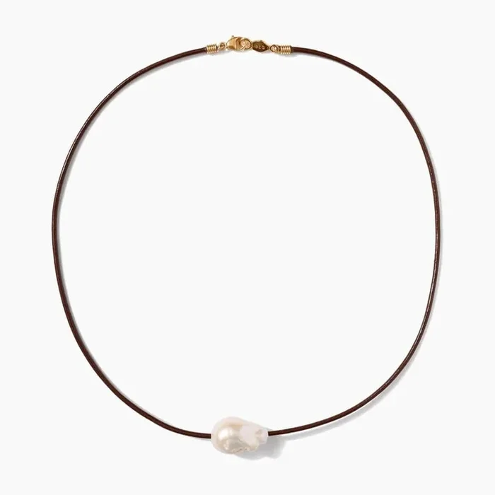 Isla Pearl Necklace – Brown