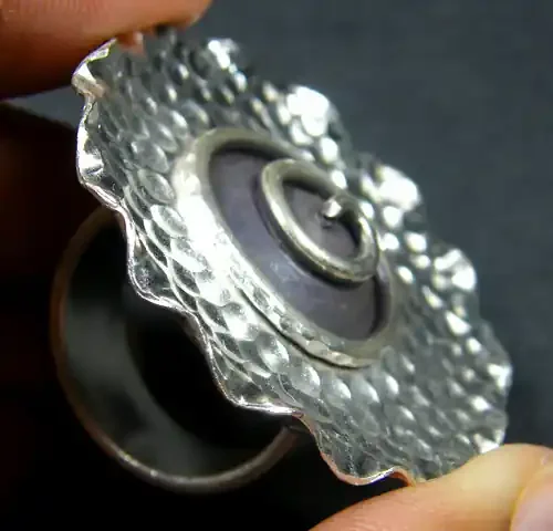 LARGE 36 DIAM TOP TRIBE SILVER RING SIZE 8.5 GTT 1296