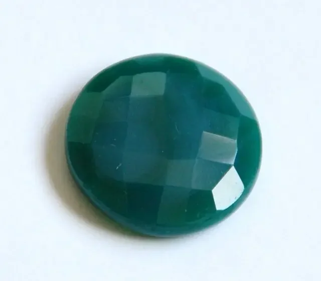 Large Superb Green onyx round faceted cabochon 44.55ct