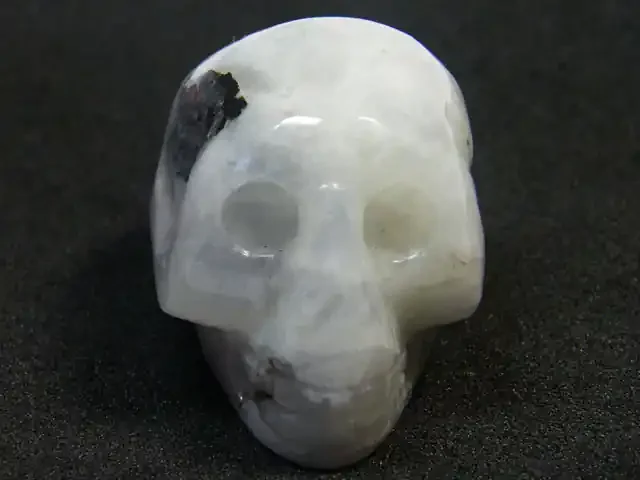 MILKY WHITE CRYSTAL SKULL SKELETON CARVING 116.30GR AG733