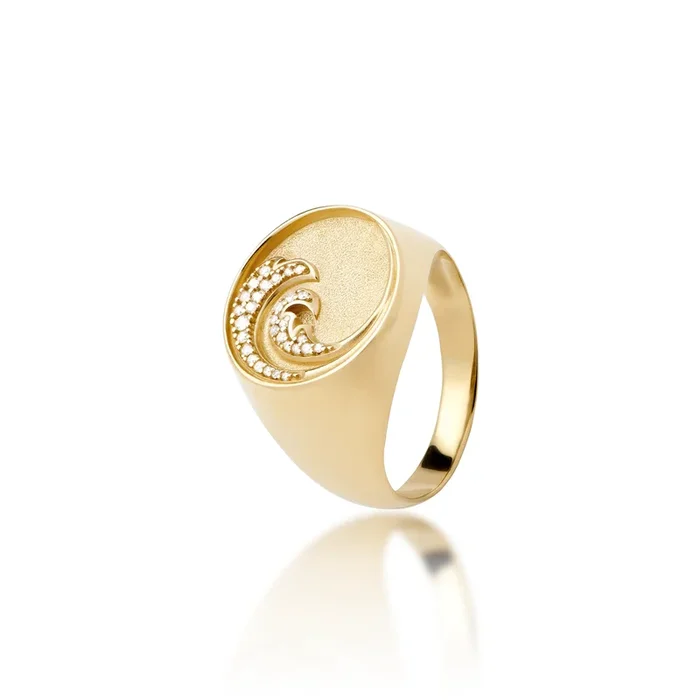 Nalu Ring in Gold with Diamonds – 18mm