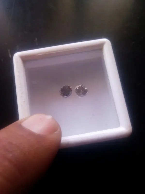 NATURAL BLACKDIAMOND,UNTREATED-0.50CTWSIZE-2PCS