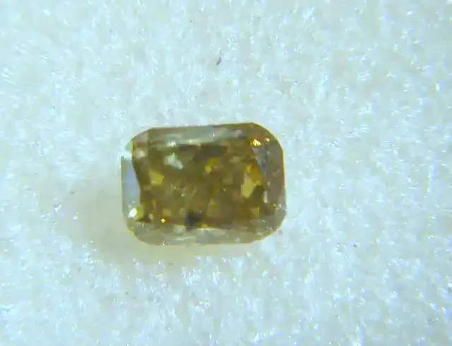 NATURAL -INTENSE GREEN DIAMOND-1.02CTWSIZE-1PCS