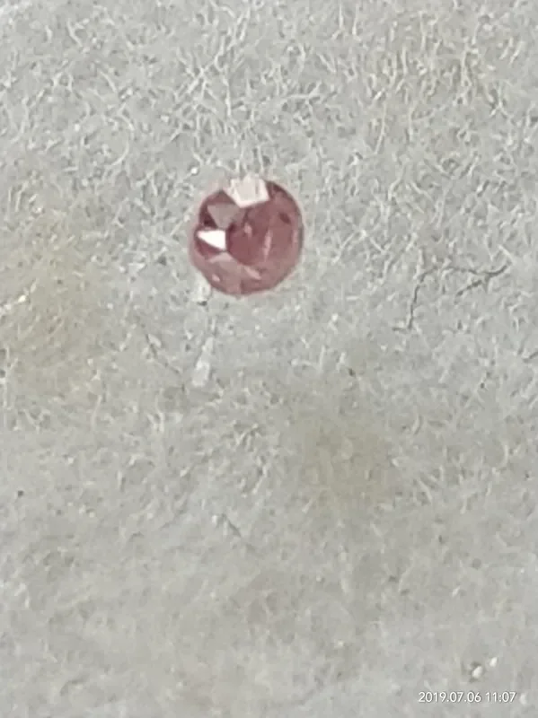 NATURAL VIVID PINK DIAMOND,1.5MM-1PCS