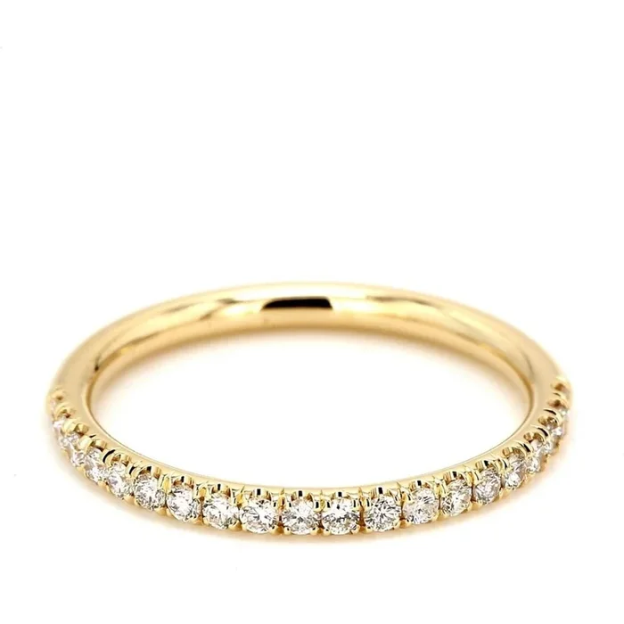 Ninacci 14K Yellow Gold Diamond Elegance Band – Timeless Sophistication at Its Finest – Size 5.5