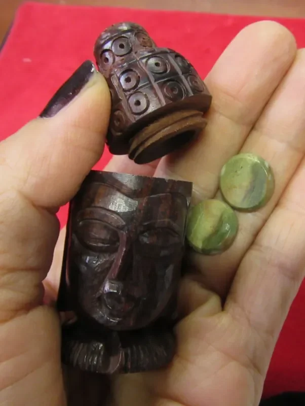 Pair jasper stones in Buddha AGR641