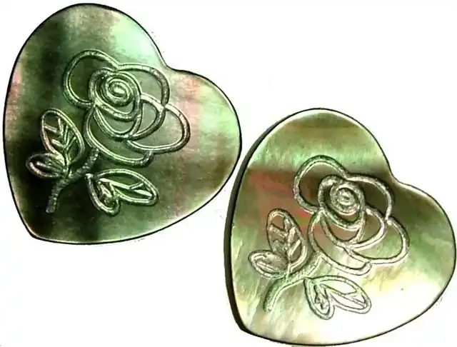 PAIR MOTHER OF PEARL CARVED HEARTS – 5.15 CTS [PF 1285]