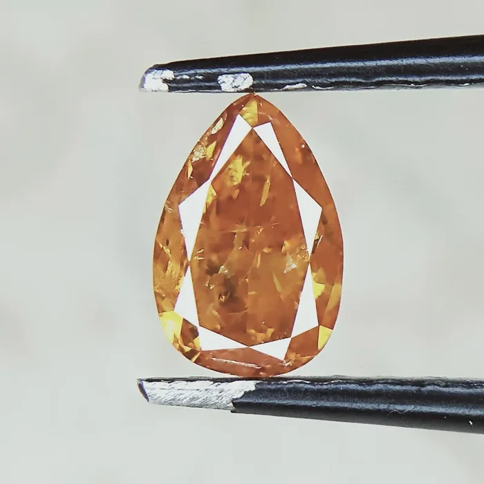 Pear Brilliant Cat Diamonds ,Champagne Diamond 0.31 cts